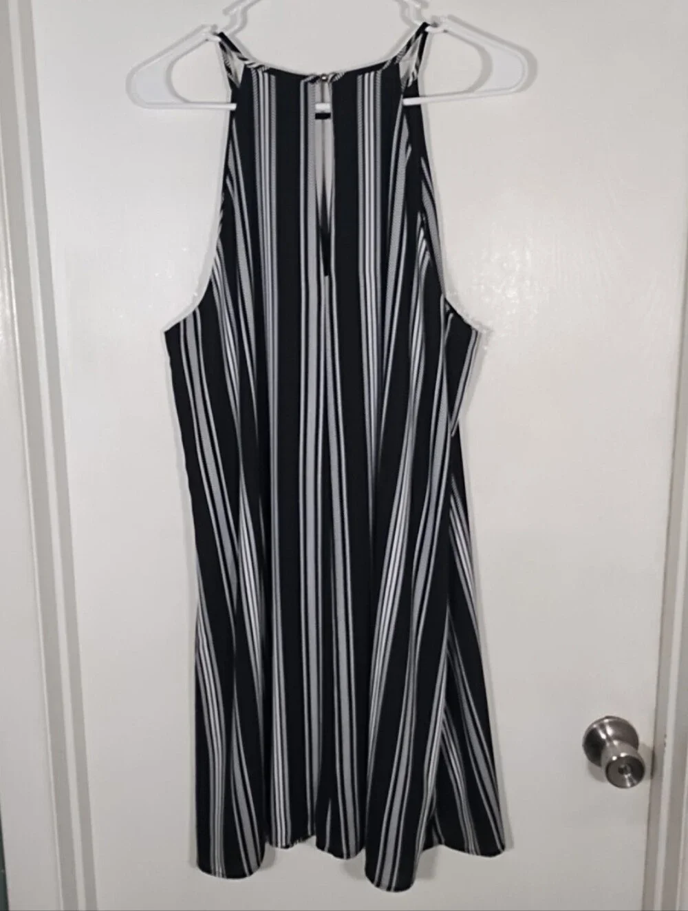 Candie's Halter Mini Shift Dress XL  Keyhole Black & White Striped Lined Flowy
